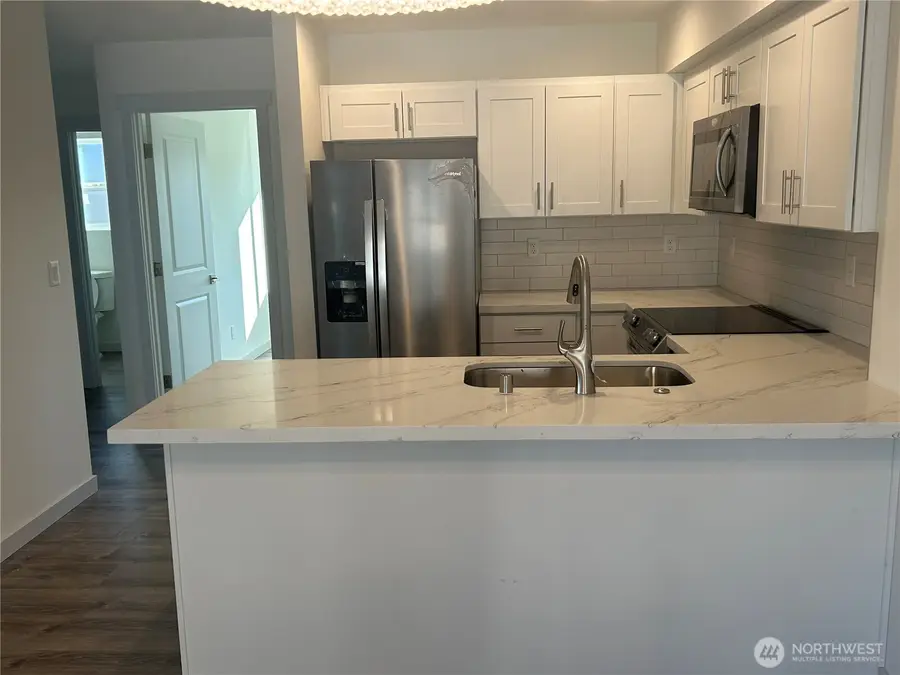 13243 Ambaum Boulevard Sw #C, Burien, WA 98146 - #3