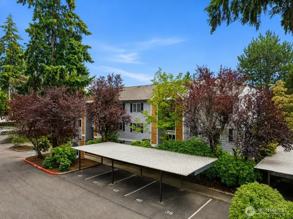 1011 156th Avenue Ne #207, Bellevue, WA 98007
