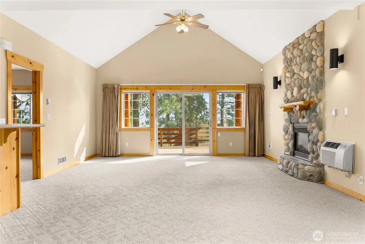 202 Cascadian Way #3, Winthrop, WA 98862 - #1