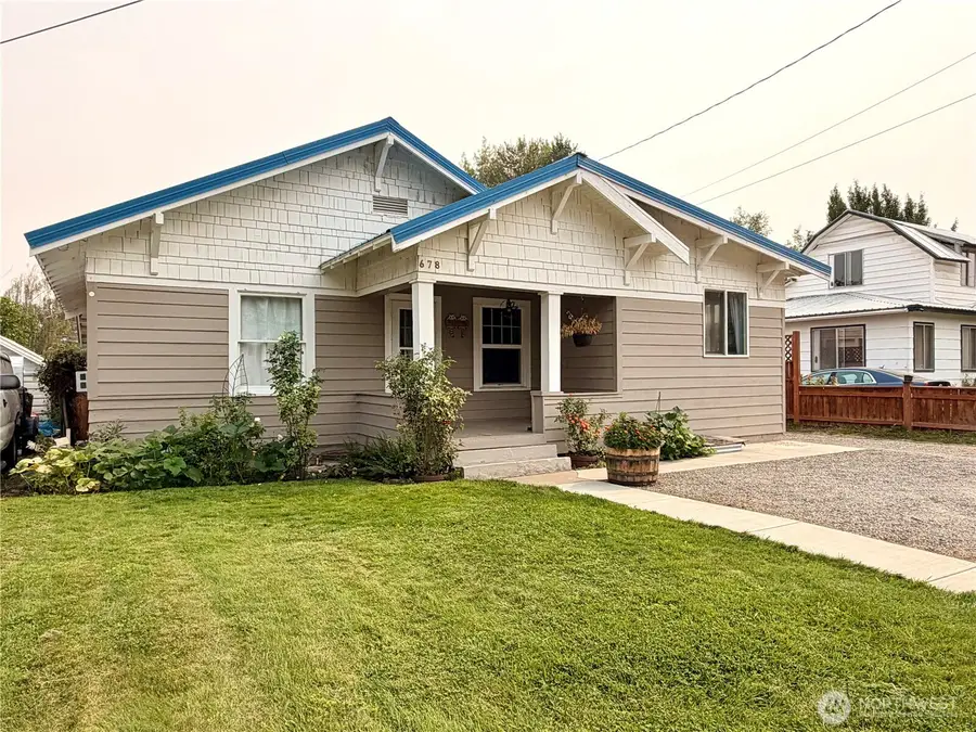 678 4th Avenue N, Okanogan, WA 98840 - #2