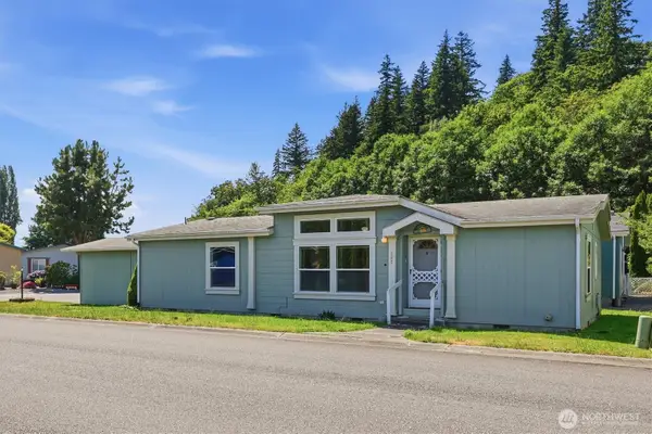 627 Andrew Drive, Burlington, WA 98233