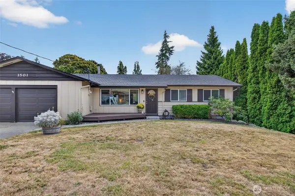 1581 NE 10th Avenue, Oak Harbor, WA 98277
