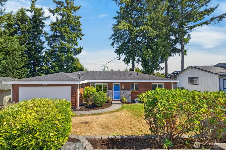 7825 Highland Drive, Everett, WA 98203 - #2