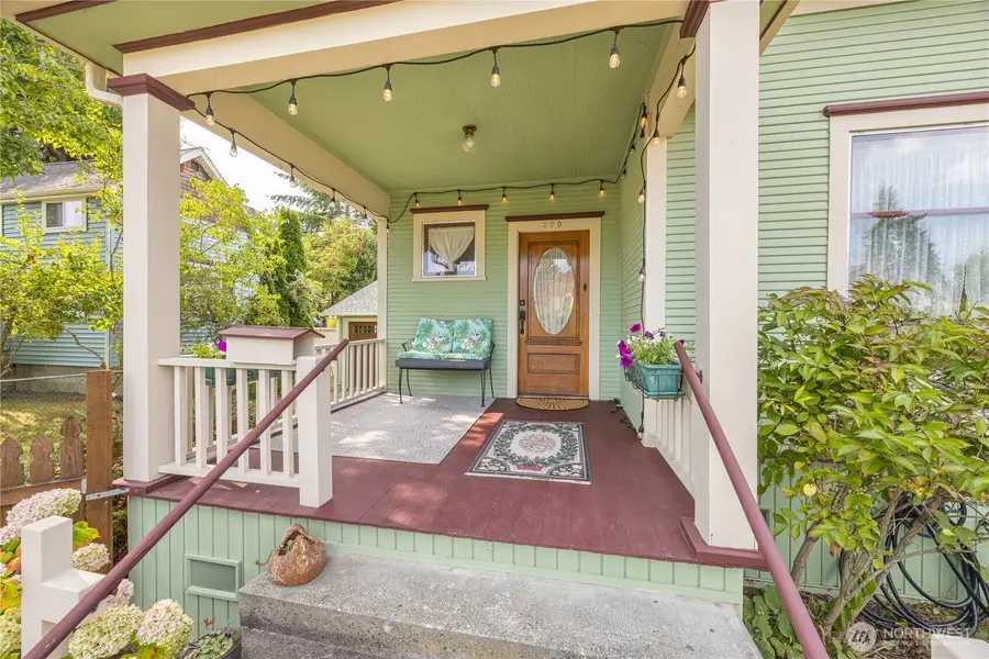 220 W 11th Street, Port Angeles, WA 98362 - #3