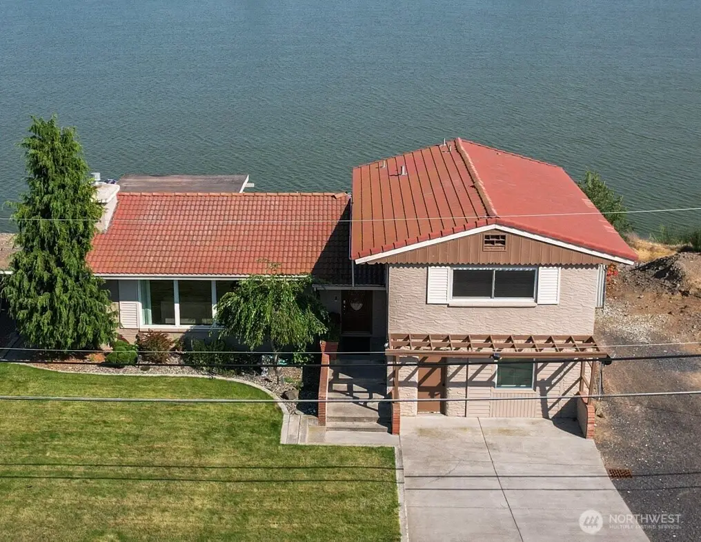 1345 W Lakeside Drive, Moses Lake, WA 98837 - #1