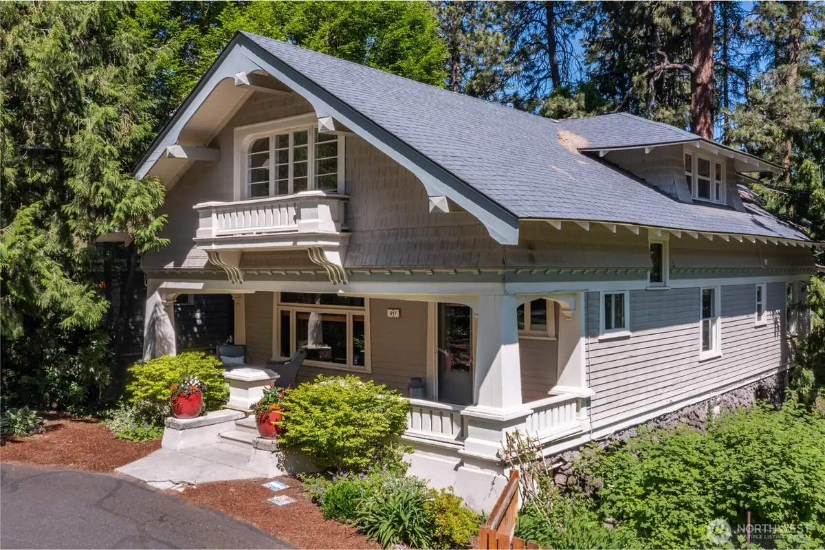 917 E 20th Avenue, Spokane, WA 99203 - #1