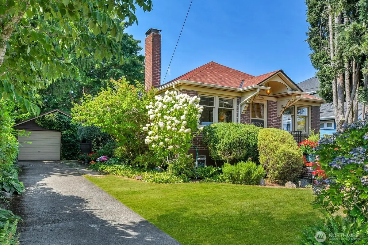 9035 11th Avenue Nw, Seattle, WA 98117 - #1