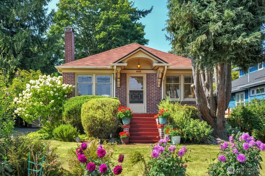9035 11th Avenue Nw, Seattle, WA 98117 - #2