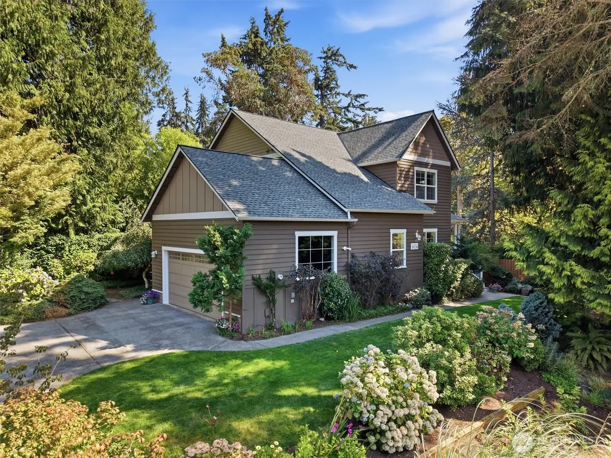 506 Azalea Avenue Ne, Bainbridge Island, WA 98110 - #1