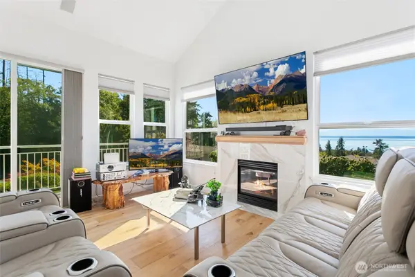 11012 Villa Rosa Lane, Mukilteo, WA 98275