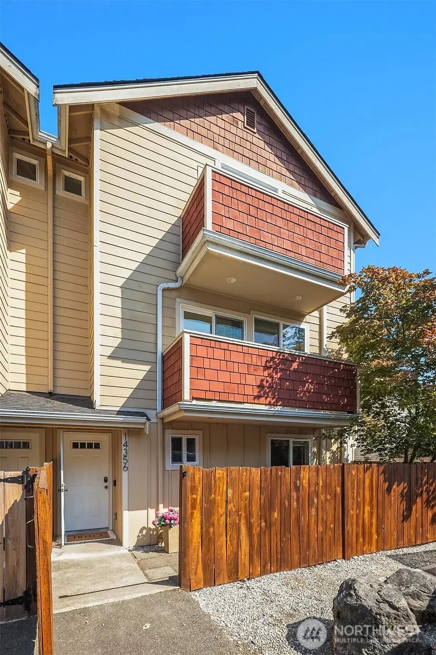 14356 19th Avenue Ne, Seattle, WA 98125 - #2