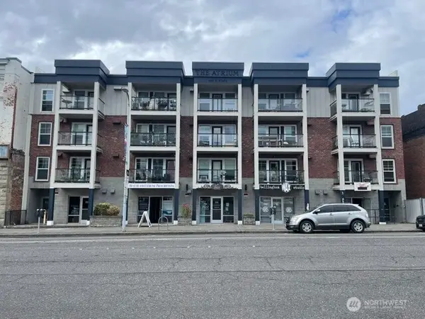 1031 N State Street #310, Bellingham, WA 98225
