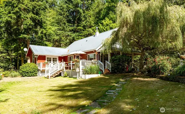 3440 Shady Glen Lane, Greenbank, WA 98253