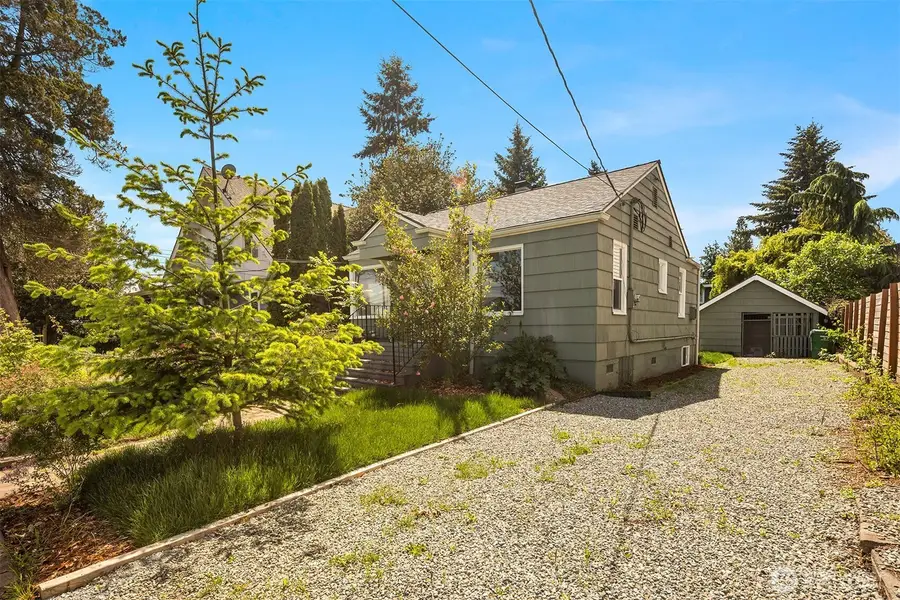 935 N 92nd Street, Seattle, WA 98103 - #2