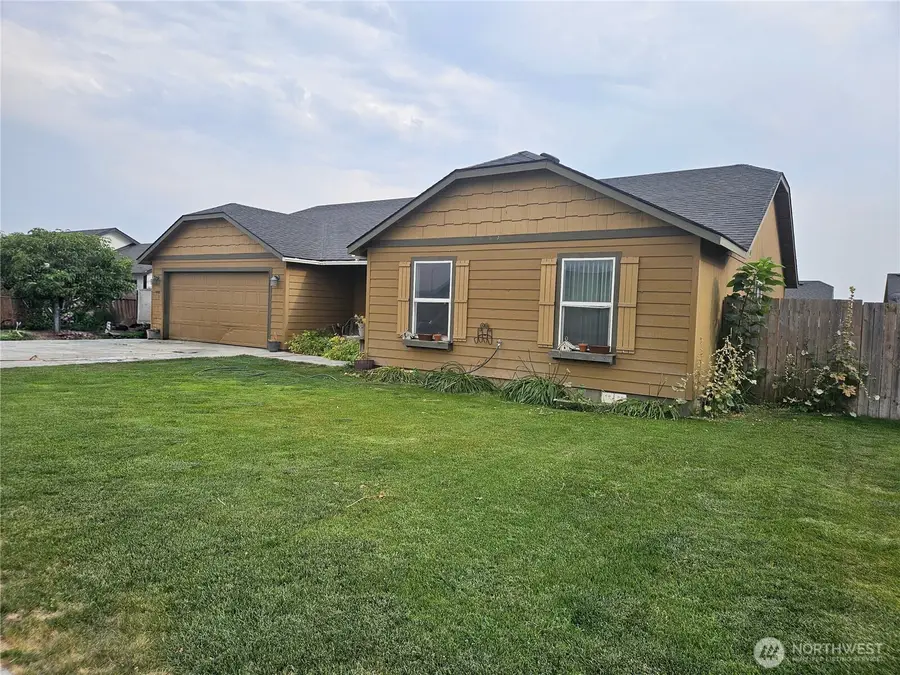 506 SW R Street, Quincy, WA 98848 - #2