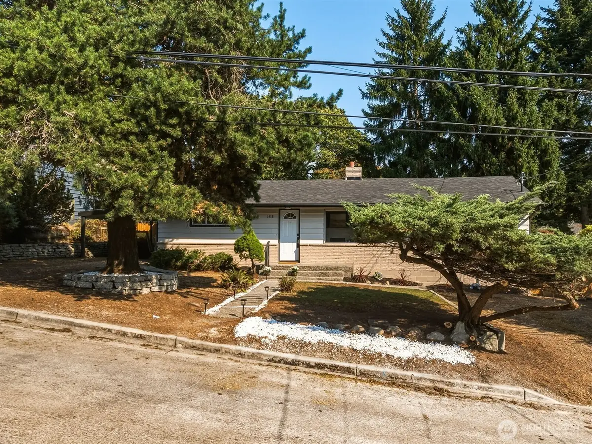 2538 NE 107th Street, Seattle, WA 98125 - #1