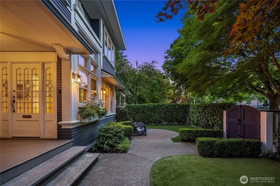 716 15th Avenue E, Seattle, WA 98112 - #3
