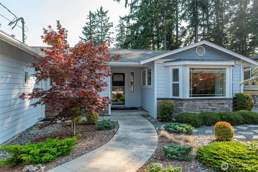 1925 NE 8th Avenue, Oak Harbor, WA 98277 - #3