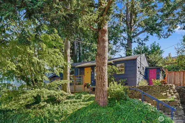 4320 31st Avenue W, Seattle, WA 98199