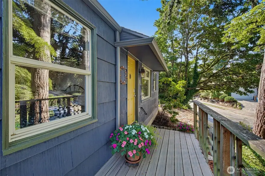 4320 31st Avenue W, Seattle, WA 98199 - #2