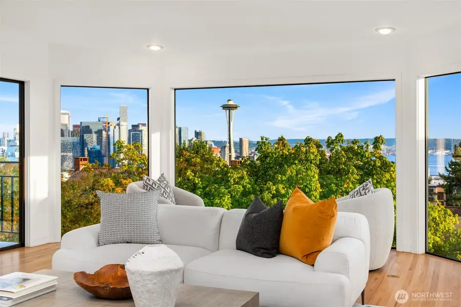 118 Highland Drive, Seattle, WA 98109 - #3