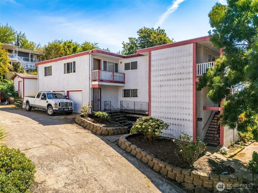 812 29th Avenue S, Seattle, WA 98144 - #3