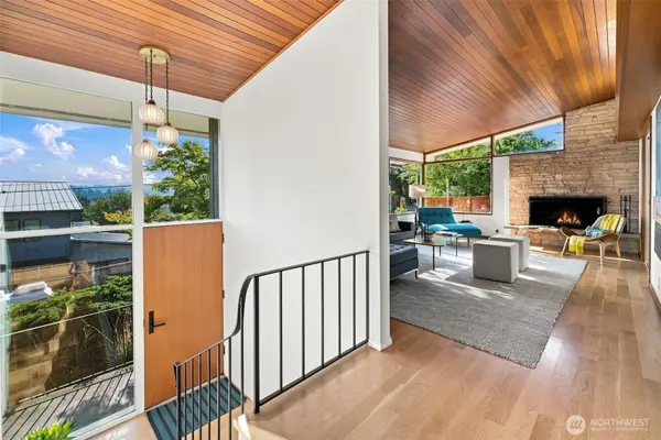 5417 S Orcas Street, Seattle, WA 98118