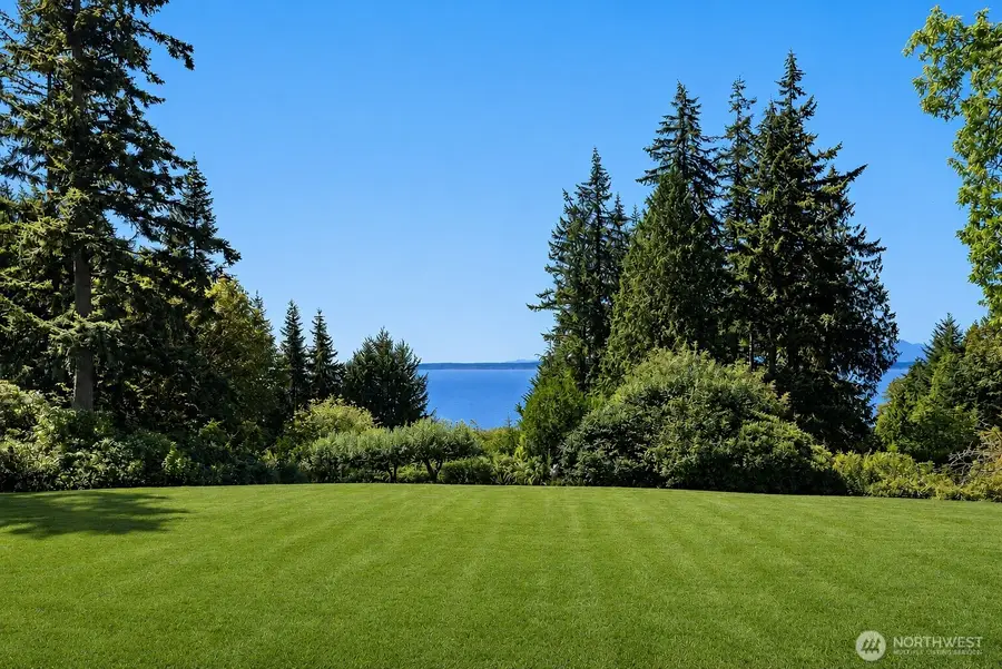 72 Olympic Drive Nw, Shoreline, WA 98177 - #2