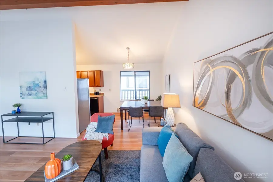 2562 Thorndyke Avenue W #405, Seattle, WA 98199 - #3