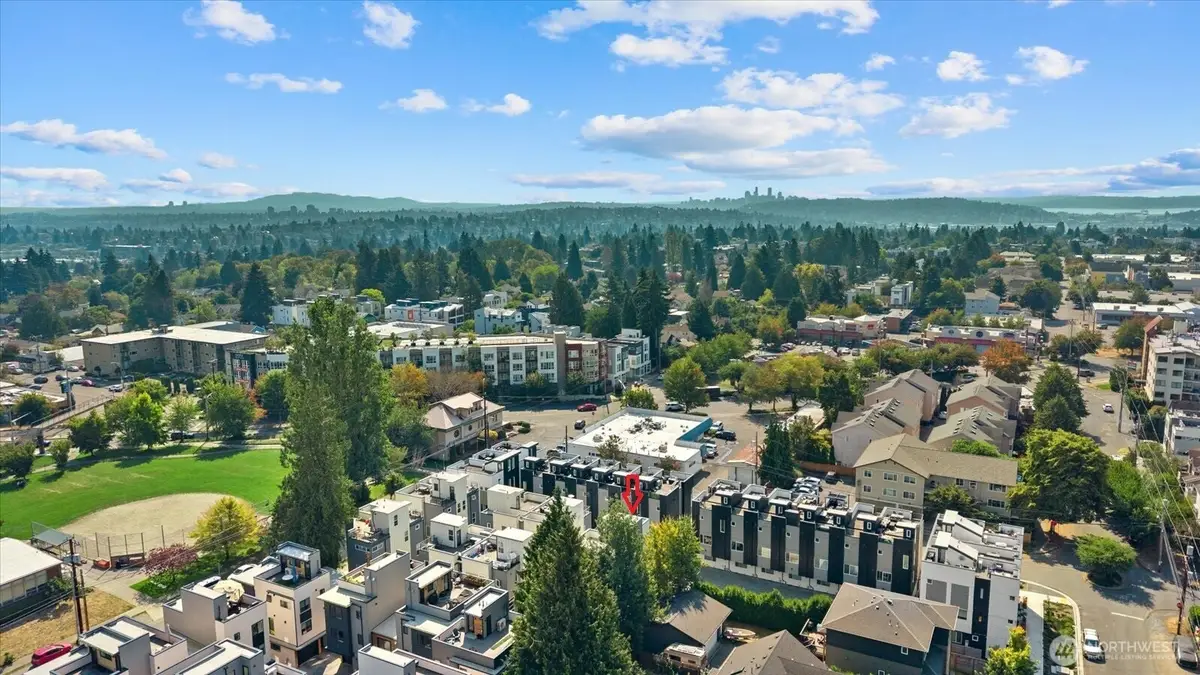 9211 14th Avenue Nw, Seattle, WA 98117 - #1