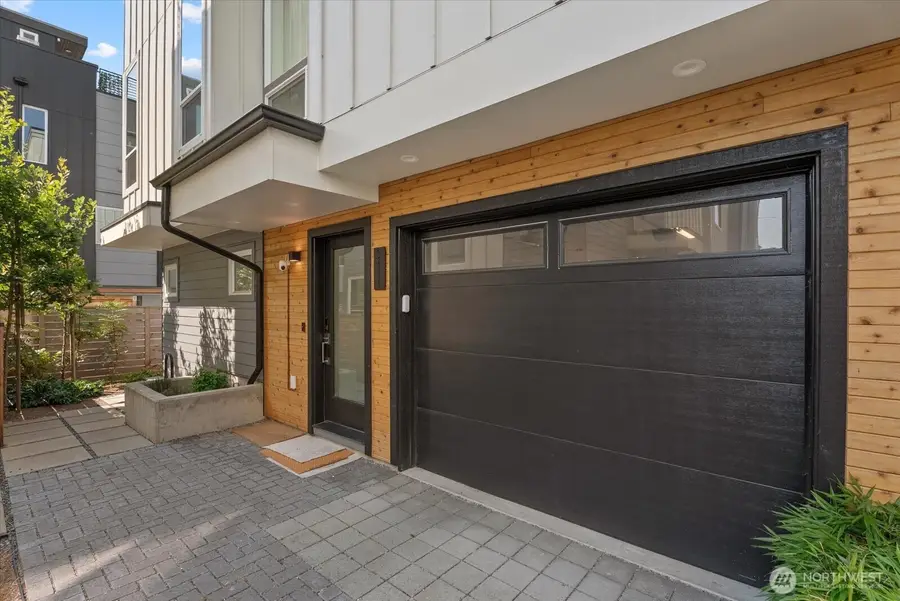 9211 14th Avenue Nw, Seattle, WA 98117 - #3