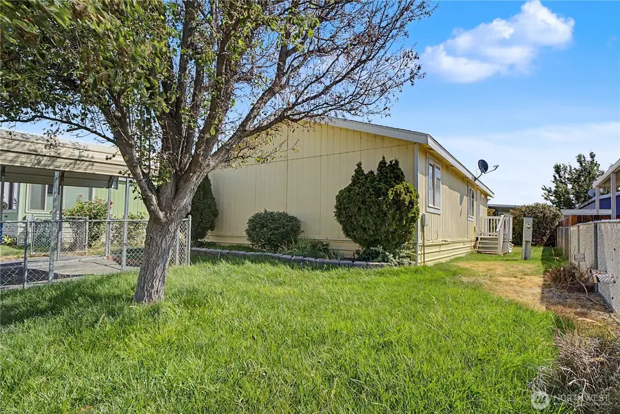 3211 W Wapato Drive #56, Moses Lake, WA 98837 - #3