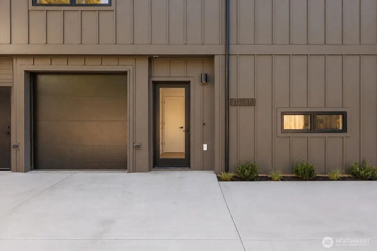 11341 23rd Avenue Ne, Seattle, WA 98125 - #1