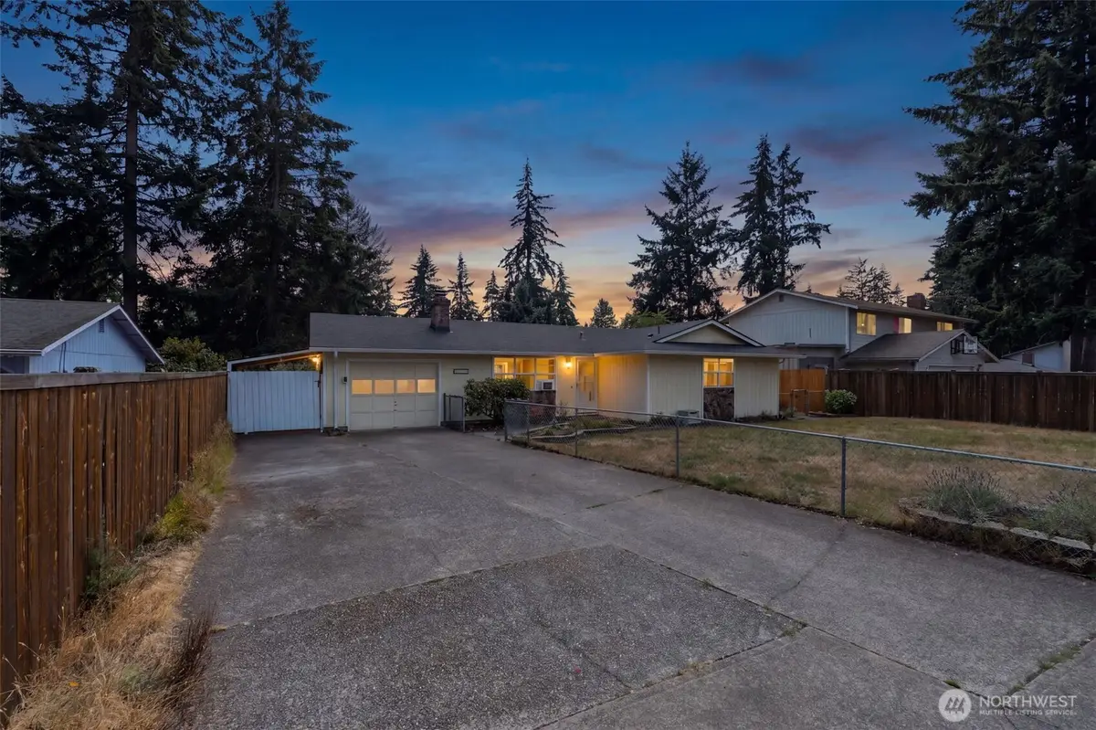 8825 Quinault Drive Ne, Olympia, WA 98516 - #1