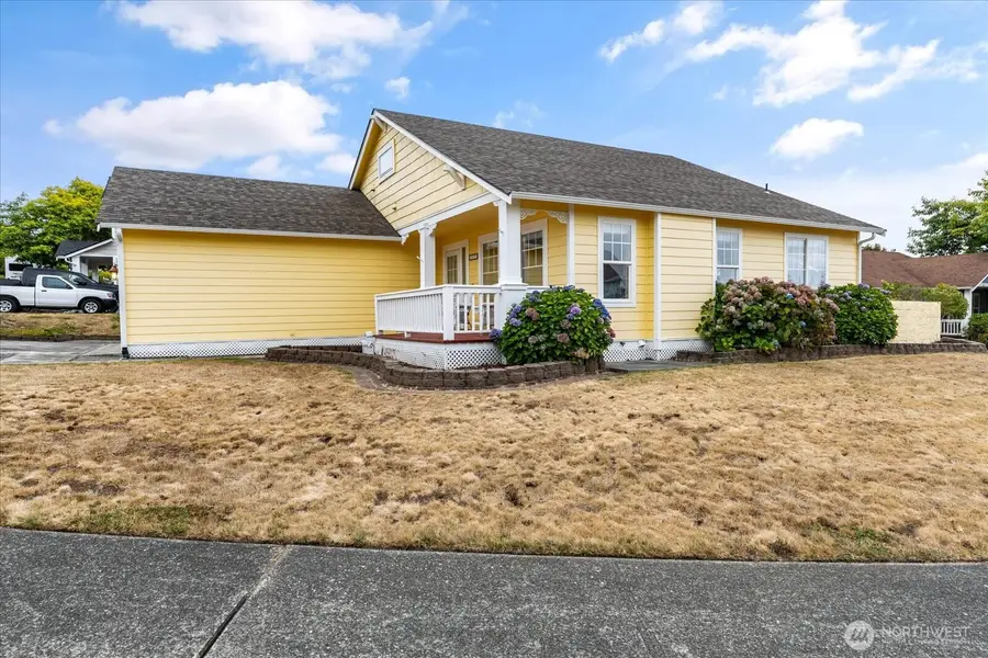 2177 SW Sunnyside Avenue, Oak Harbor, WA 98277 - #3