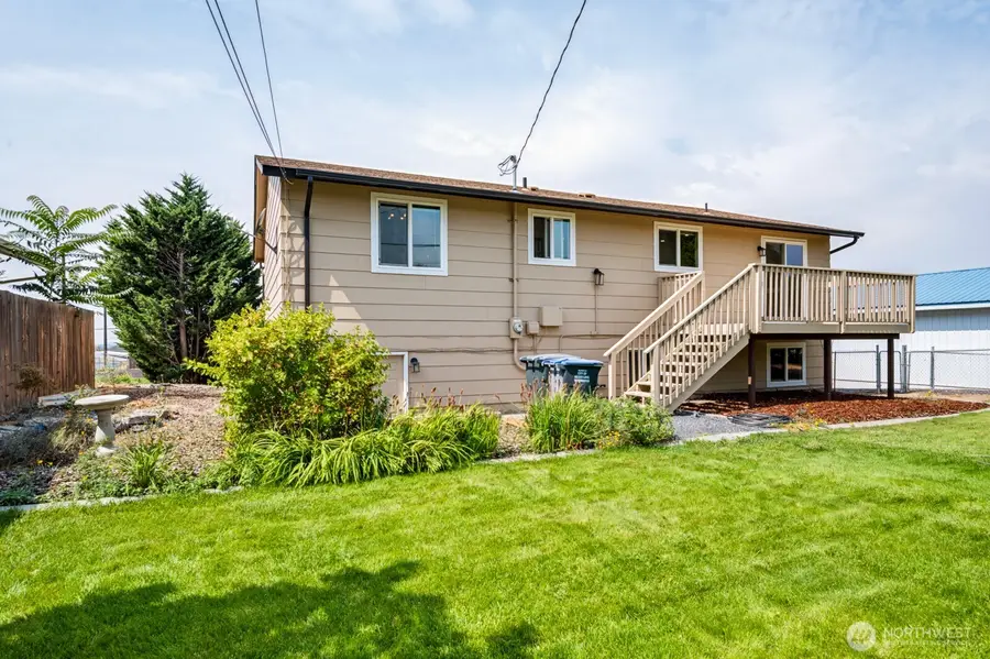 1213 S Skyline Drive, Moses Lake, WA 98837 - #3