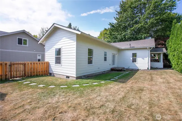 2140 Harris Avenue, Bellingham, WA 98225