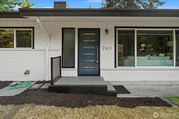 263 N 171st Street, Shoreline, WA 98133