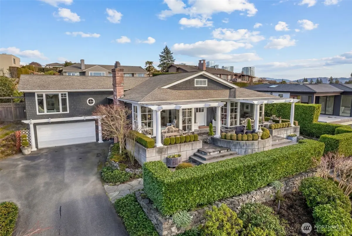 9400 Vineyard Crest, Bellevue, WA 98004 - #1