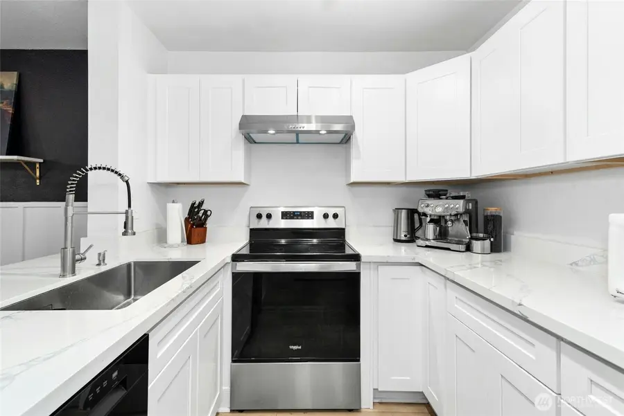 17300 91st Avenue Ne #B101, Bothell, WA 98011 - #2