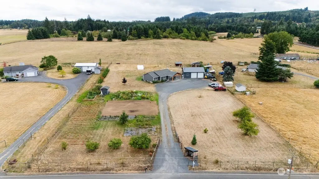 193 Schoolhouse Road, Winlock, WA 98596 - #1
