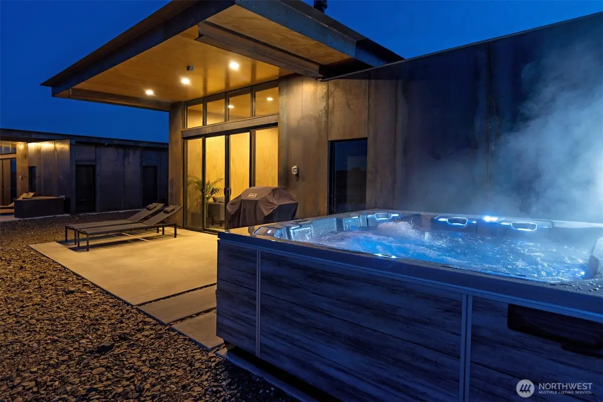23592 Gorge View Loop Nw, Quincy, WA 98848 - #1