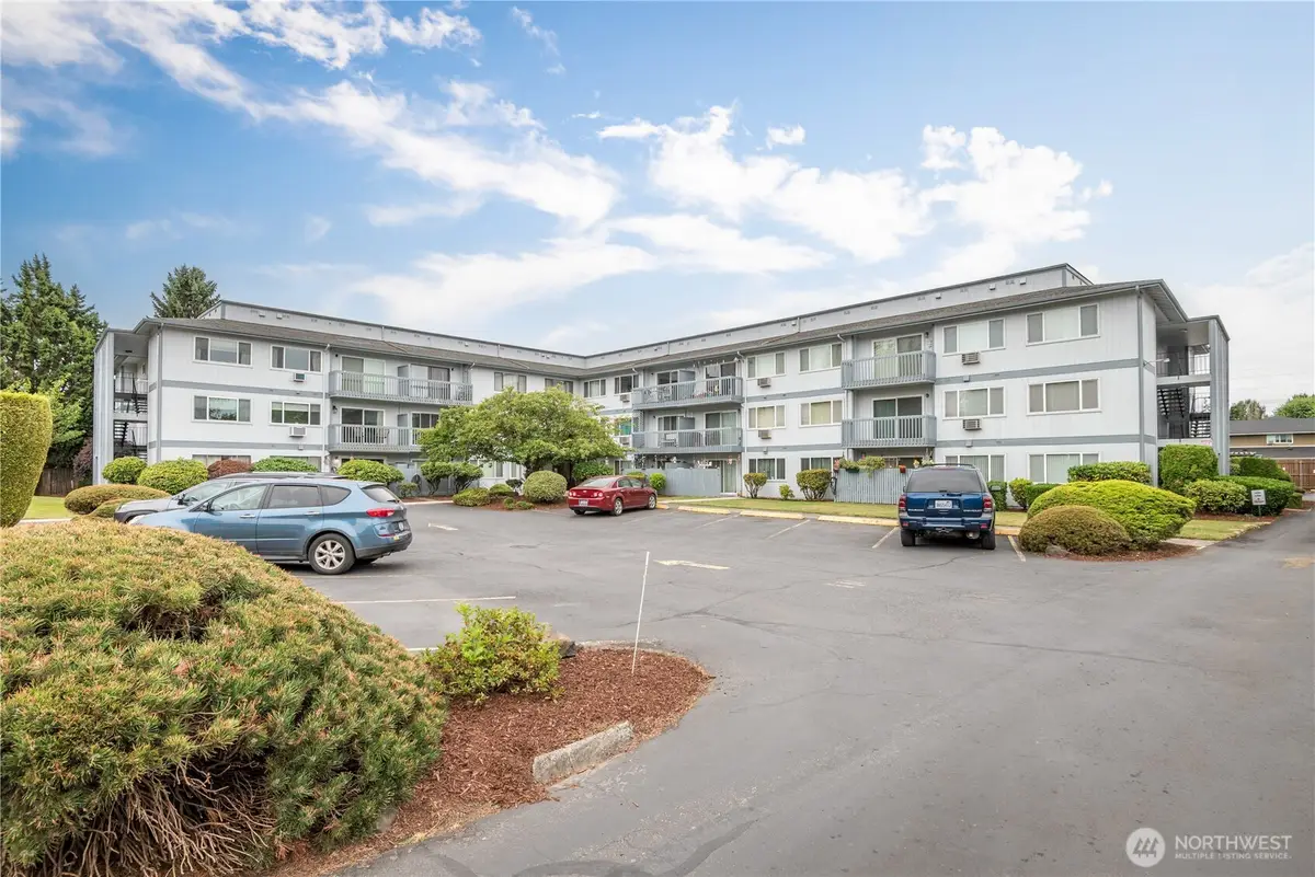 2005 Tibbetts Drive #201, Longview, WA 98632 - #1