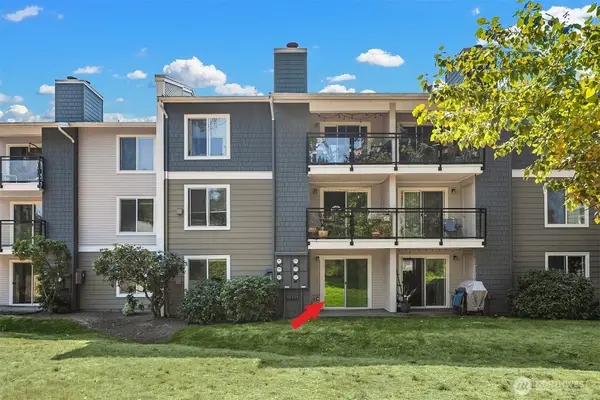 10838 E Riverside Drive #C102, Bothell, WA 98011