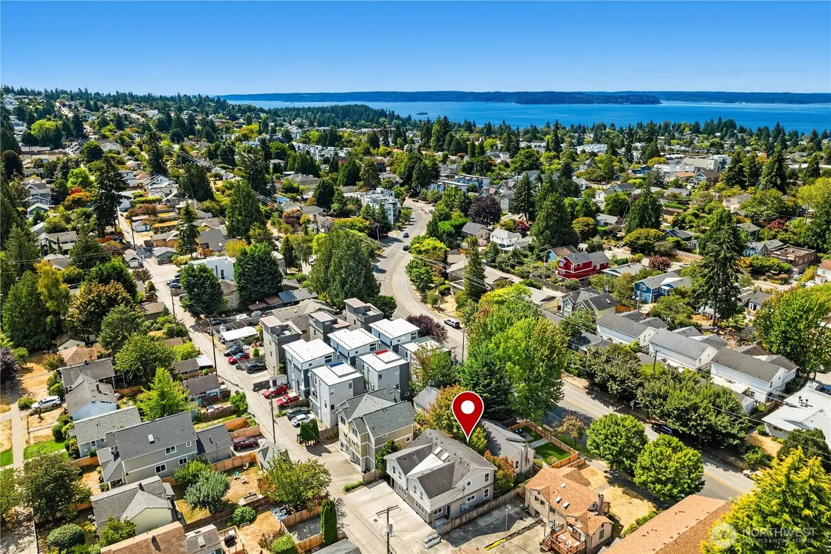 5614 Fauntleroy Way Sw, Seattle, WA 98136 - #1