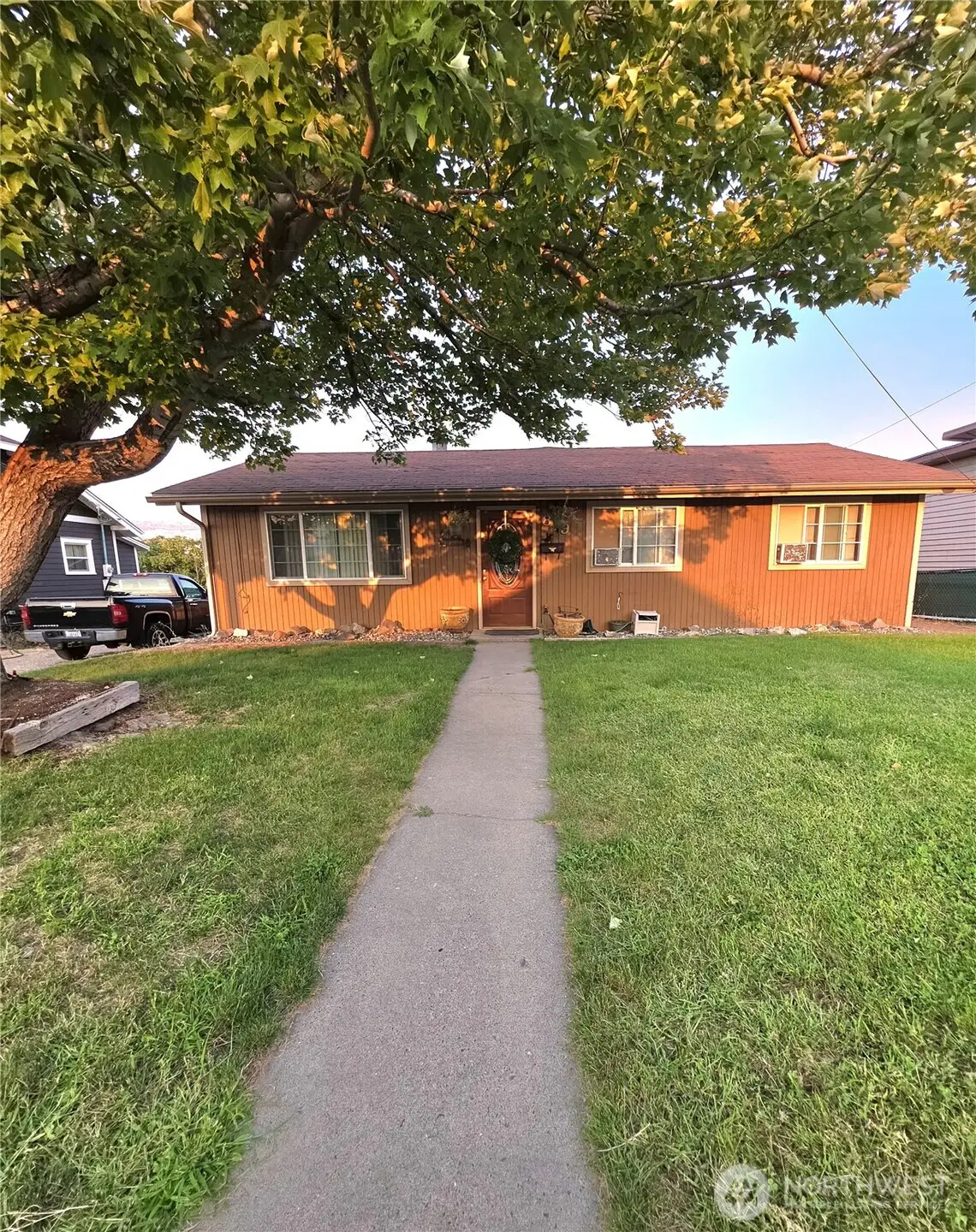 819 Walker Avenue, Wenatchee, WA 98801 - #1