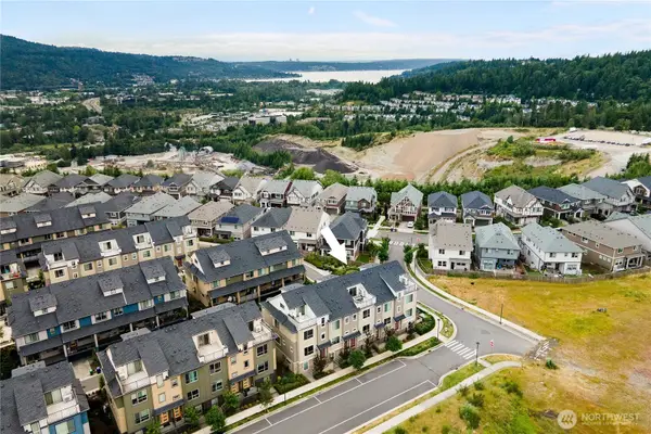 1429 8th Avenue Ne, Issaquah, WA 98029