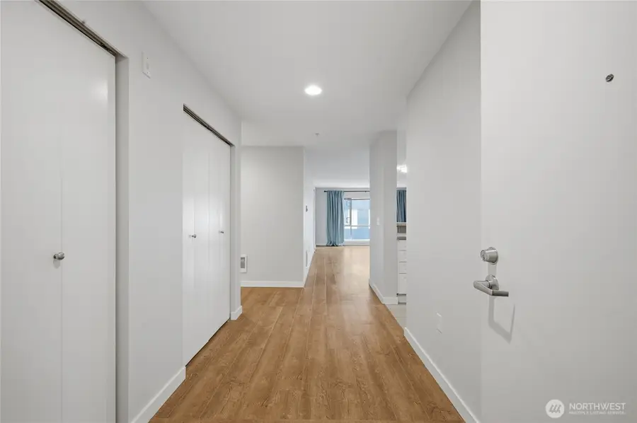 321 10th Avenue S #712, Seattle, WA 98104 - #3
