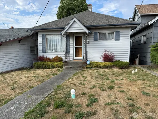 1940 4th Street, Bremerton, WA 98337