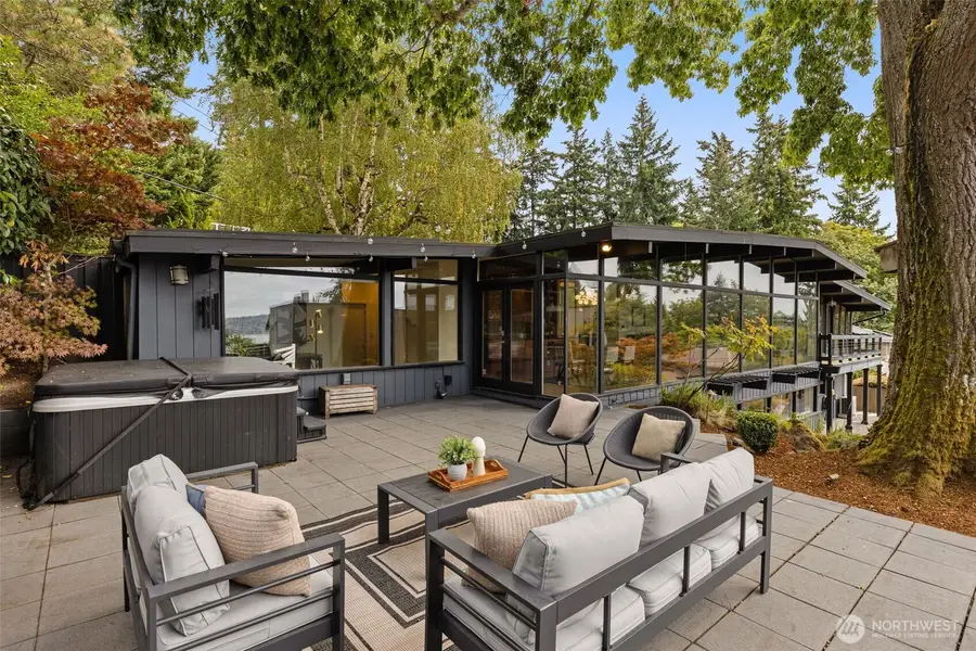 3515 72nd Avenue Se, Mercer Island, WA 98040 - #2